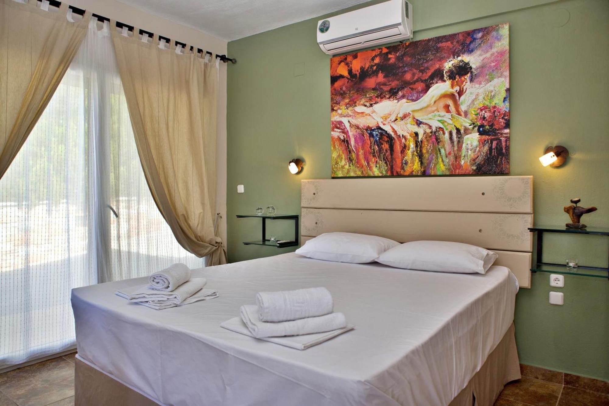 סקופלוס טאון Axion Esti Apartments מראה חיצוני תמונה
