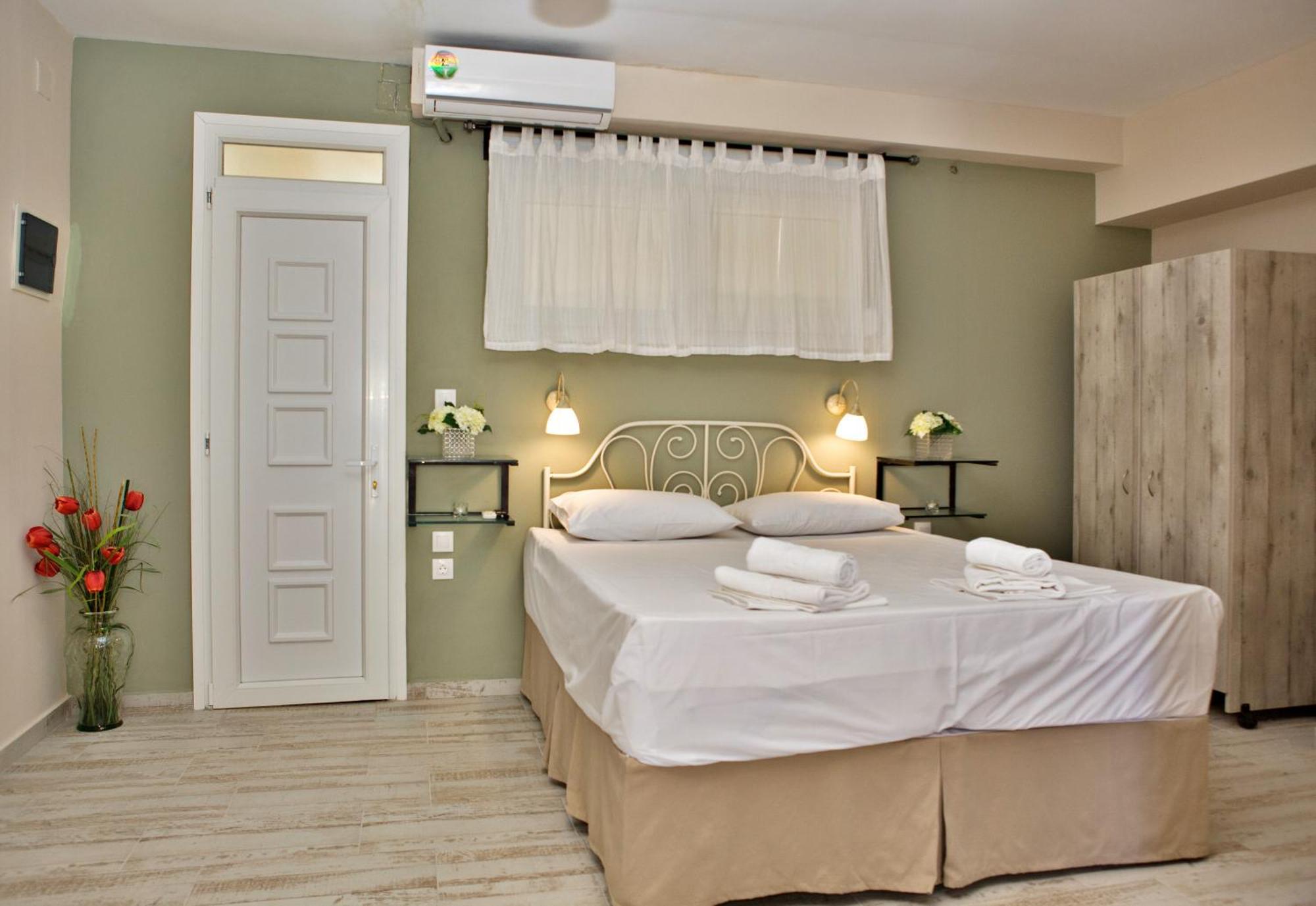 סקופלוס טאון Axion Esti Apartments חדר תמונה