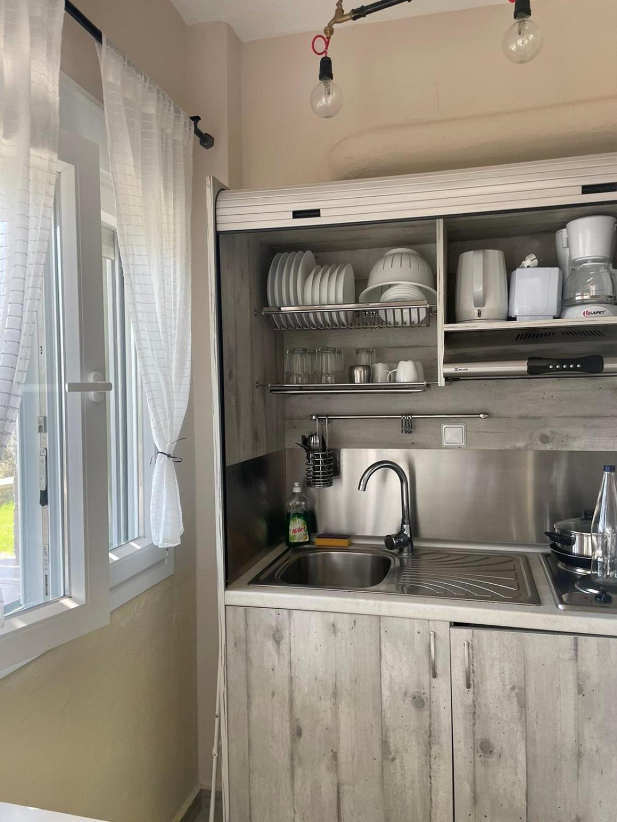 סקופלוס טאון Axion Esti Apartments מראה חיצוני תמונה